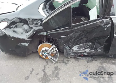 2021 BMW 330I z USA, uszkodzony, nr VIN 3MW5R1J06M8B94963